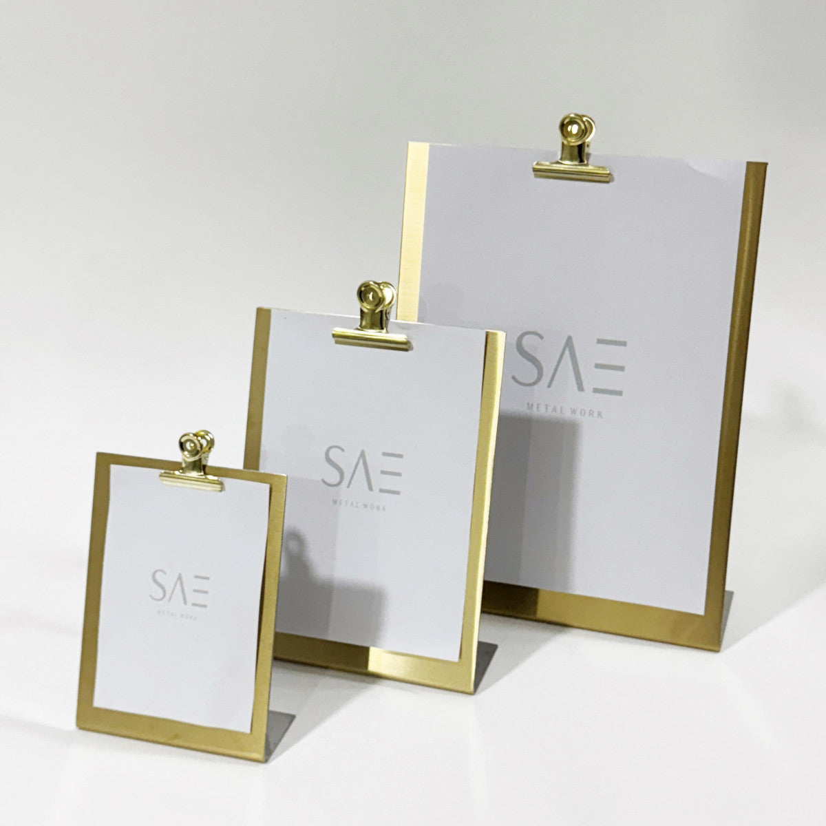Stainless steel freestanding POP plate, gold, 240×80×320mm

