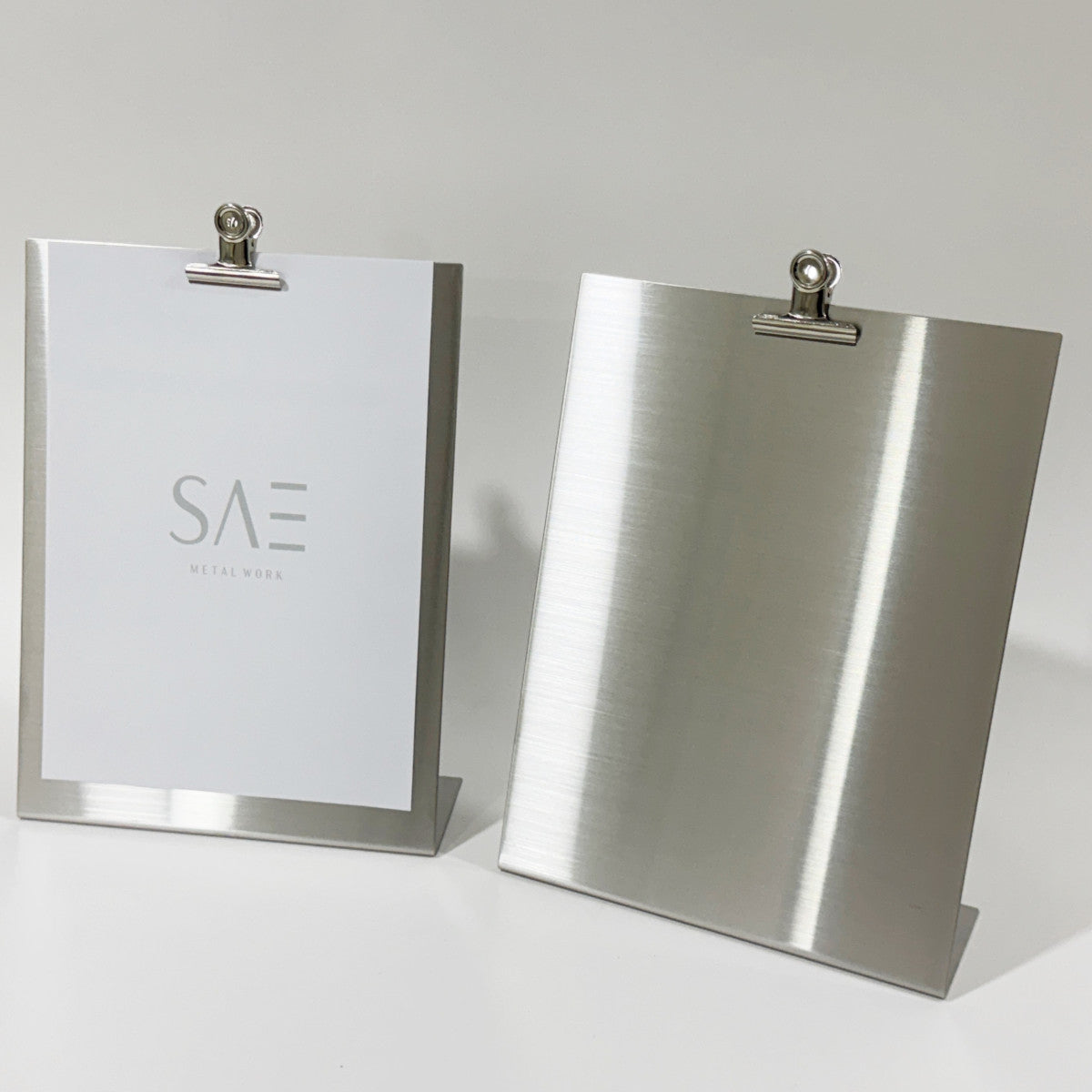 Stainless steel freestanding POP plate, silver, 240×80×320mm

