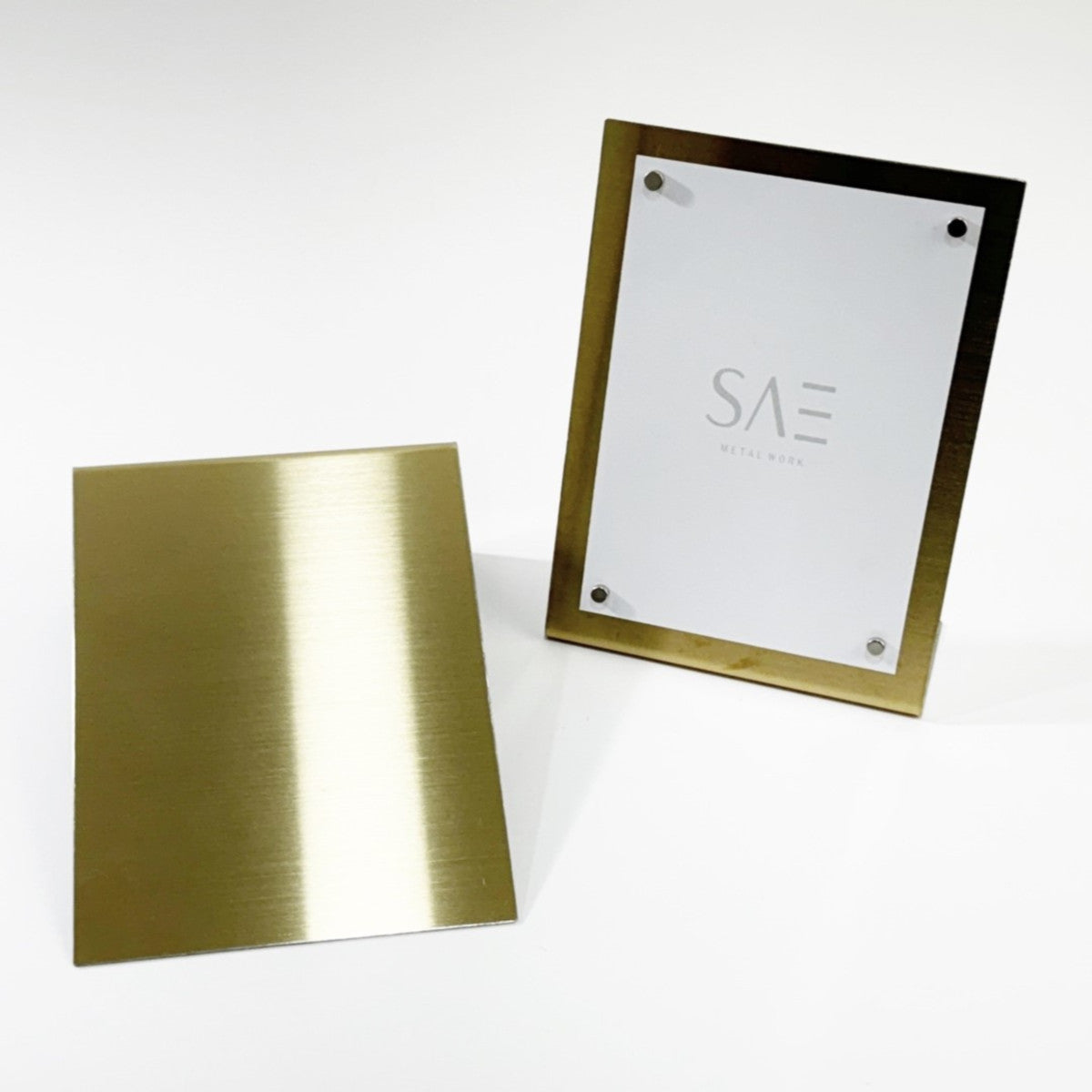 Stainless steel freestanding POP plate, gold, 170×60×230mm
