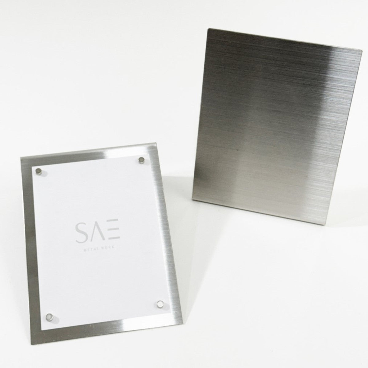 Stainless steel freestanding POP plate, silver, 170×60×230mm
